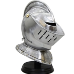 Engraved European Close Helm AH-3814-E